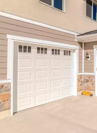 emergency-garage-door-repair Emergency garage door repair service available 24/7.