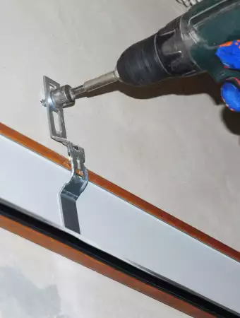 garage-door-repair-specialist Garage Door Repair Specialist