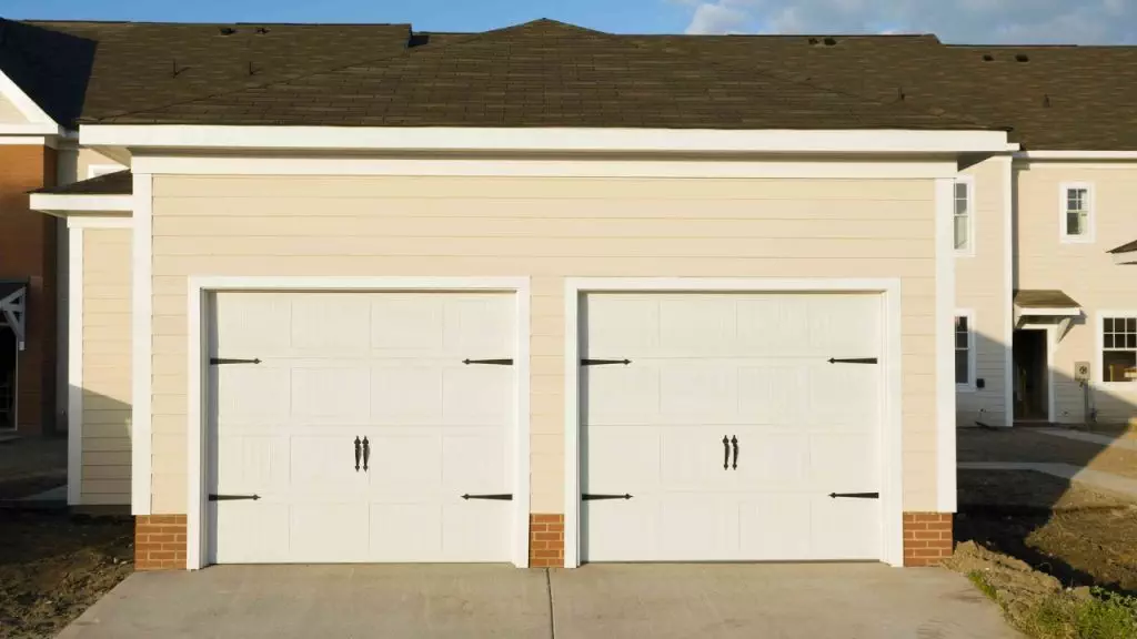 sectional-garage-door sectional-garage-door
